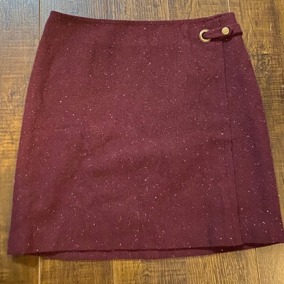 Banana Republic Factory Burgundy Skirt - Picture 4 of 8